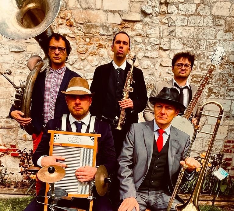 18 photo Picardy Stompers